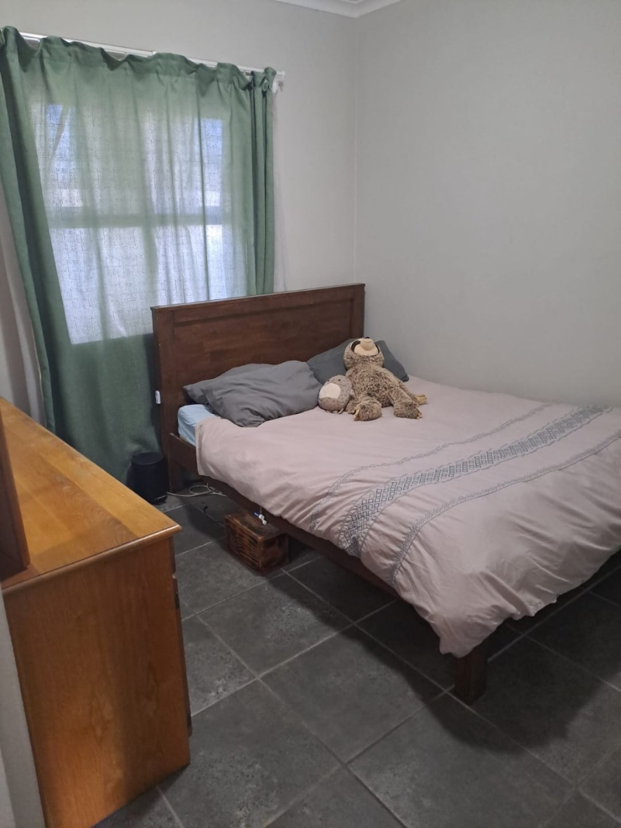 To Let 1 Bedroom Property for Rent in Mooiberge Western Cape